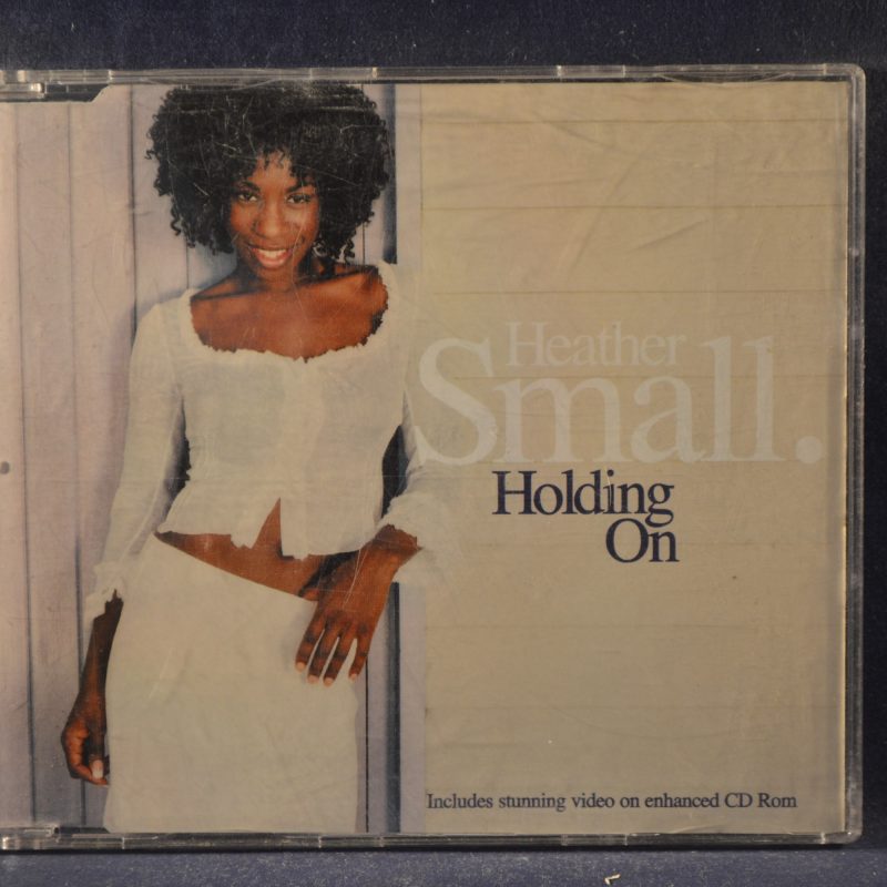 HEATHER SMALL - HOLDING ON - CD SINGLE