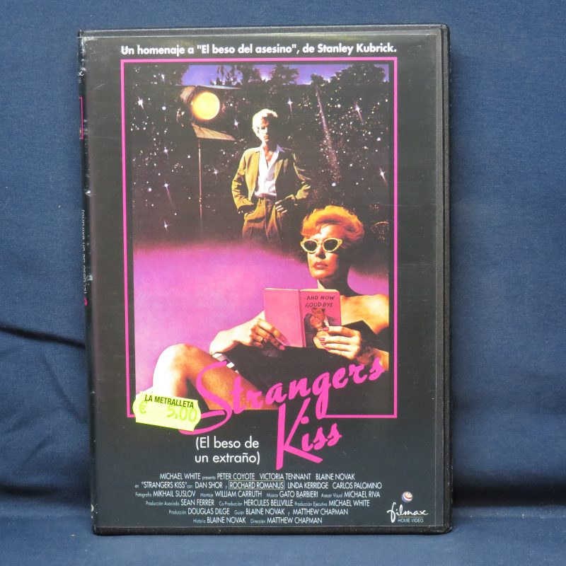 STRANGERS KISS - DVD