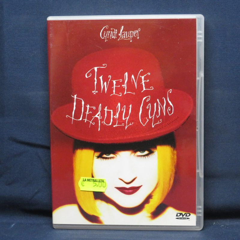 TWELVE DEADLY GUNS - DVD
