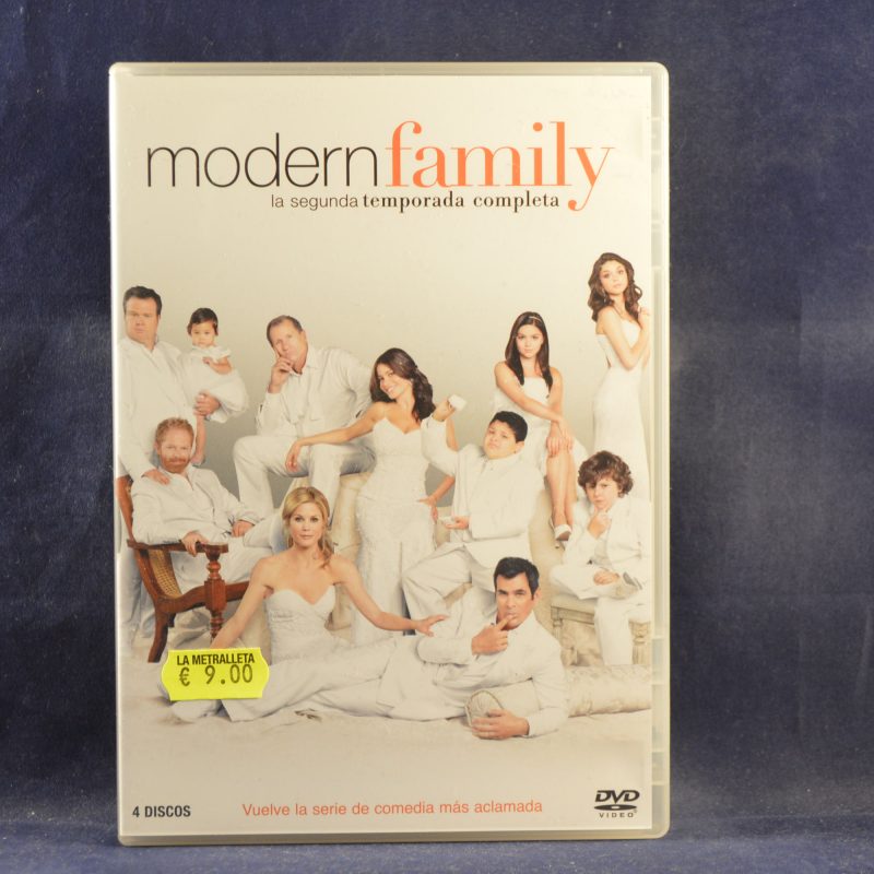 MODERN FAMILY : LA SEGUNDA TEMPORADA COMPLETA - 4 DVD