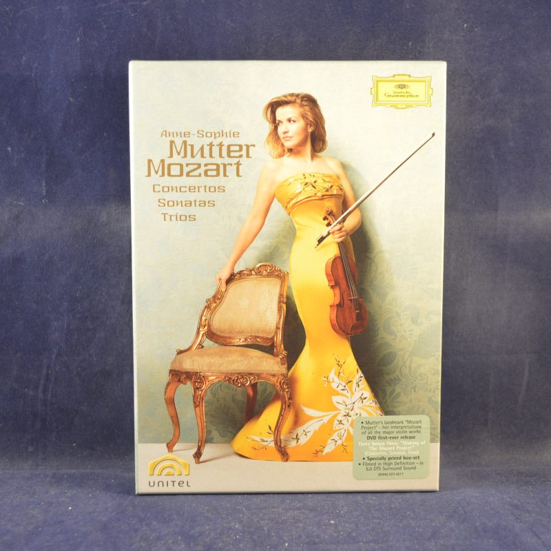 MOZART / ANNE-SOPHIE MUTTER - CONCERTOS SONATAS TRIOS - 5 DVD MUSICALES