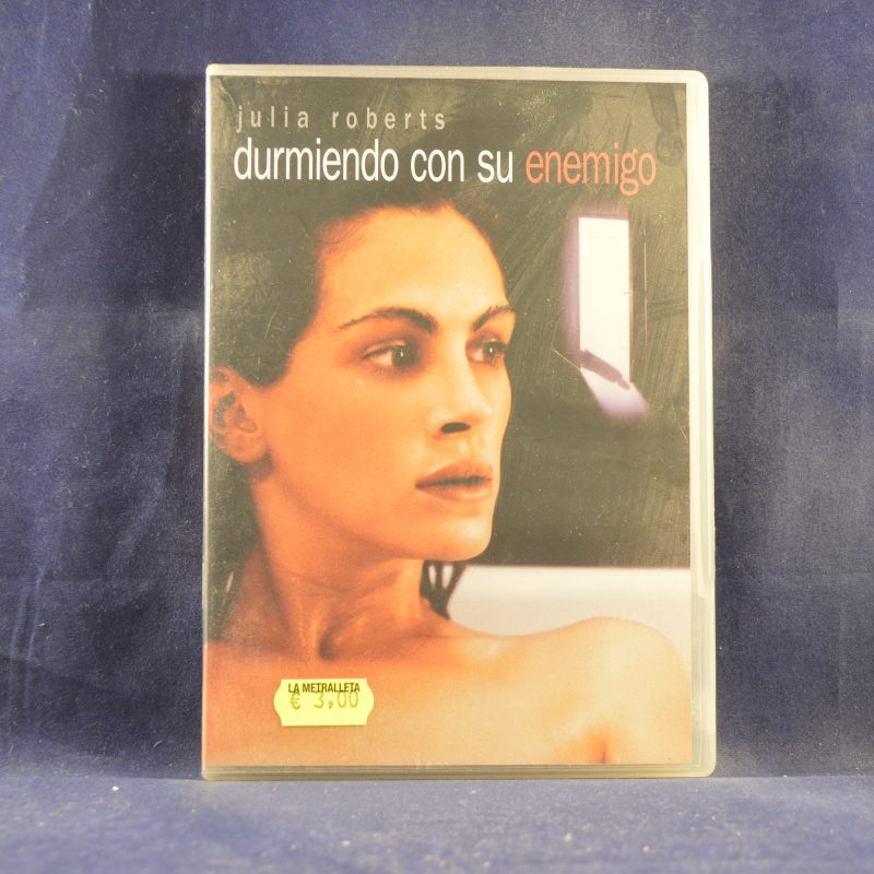DURMIENDO CON SU ENEMIGO - DVD