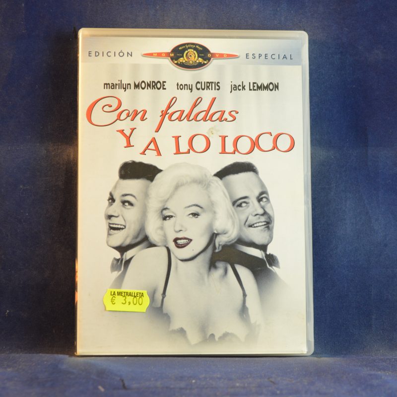 CON FALDAS Y A LO LOCO - DVD