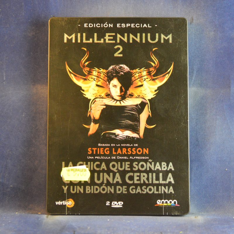 MILLENNIUM 2: LA CHICA QUE SOÑABA CON UNA CERILLA Y UN BIDÓN DE GASOLINA - 2 DVD EDICIÓN METÁLICA