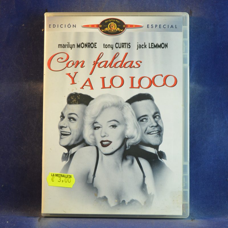 CON FALDAS Y A LO LOCO - DVD