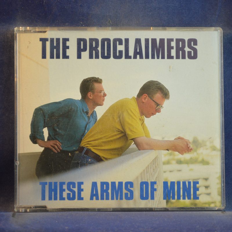 THE PROCLAIMERS - THESE ARMS OF MINE - CD SINGLE