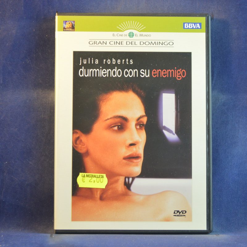 DURMIENDO CON SU ENEMIGO - DVD