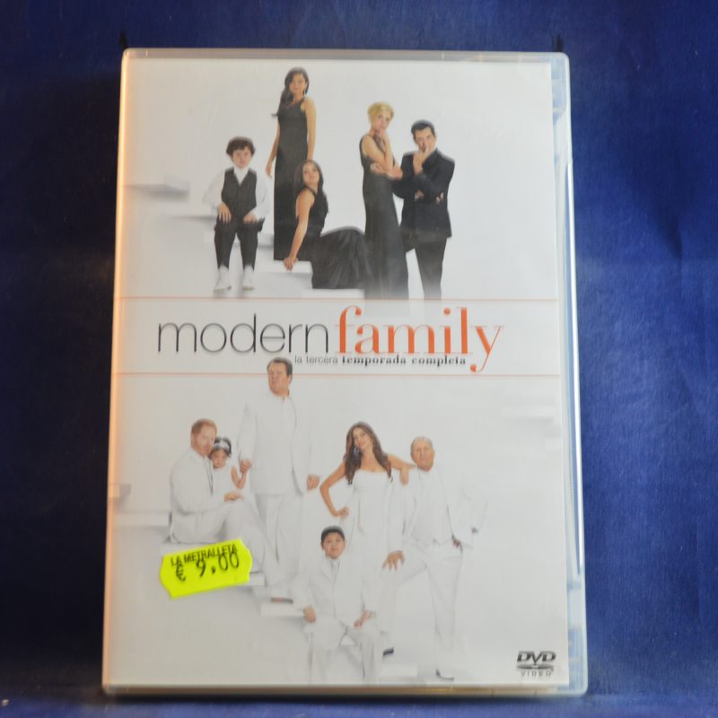 MODERN FAMILY - TERCERA TEMPORADA COMPLETA - 3 DVD