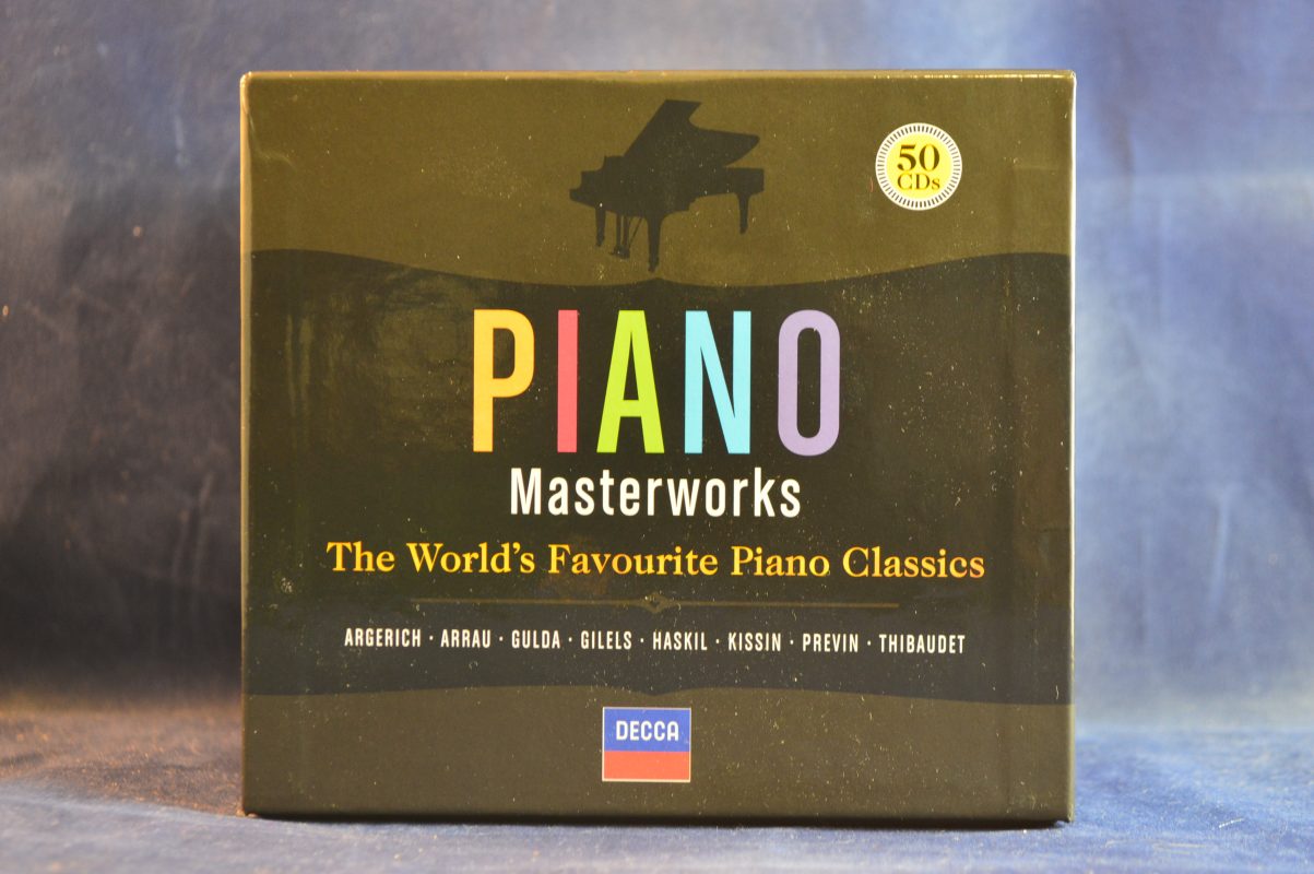 VARIOUS - PIANO MASTERWORKS - THE WORLD'S FAVOURITE PIANO CLASSICS