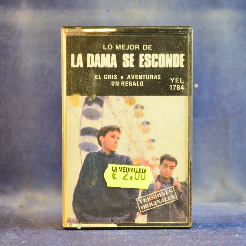 LO MEJOR DE LA DAMA SE ESCONDE - CASETE