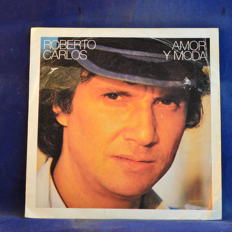 ROBERTO CARLOS CANTA EN ESPAÑOL - EL AMOR Y LA MODA / ESTOY AQUÍ - SINGLE