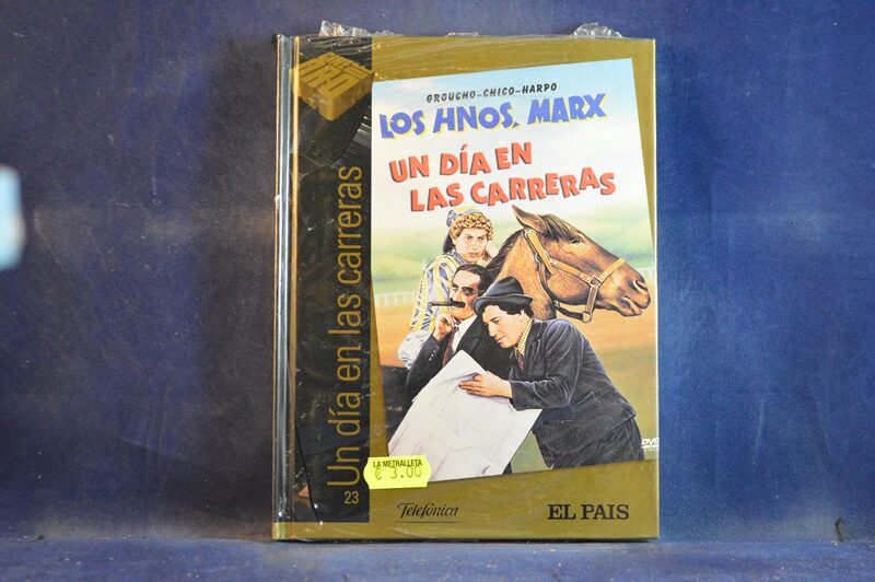 UN DÍA EN LAS CARRERAS - DVD