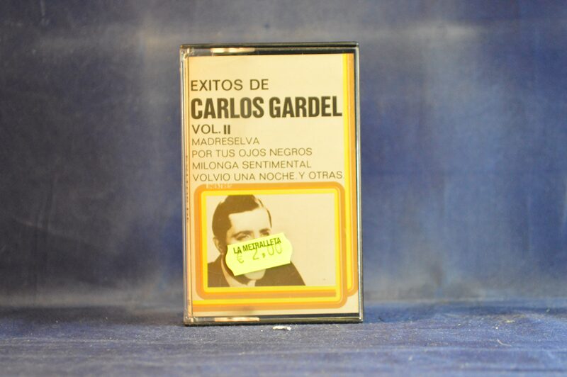 ÉXITOS DE CARLOS GARDEL - VOLUMEN II - CASETE