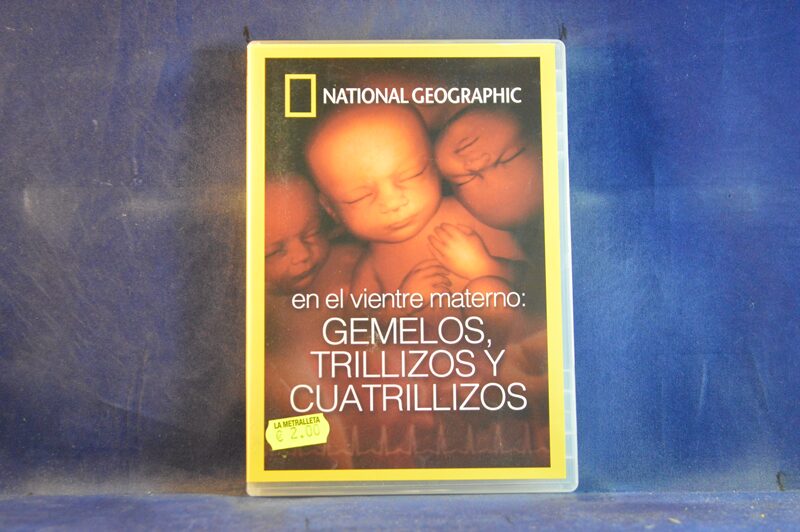 EN EL VIENTRE MATERNO: GEMELOS,TRILLIZOS Y CUATRILLIZOS - DVD