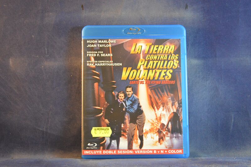 LA TIERRA CONTRA LOS PLATILLOS VOLANTES - BLU-RAY