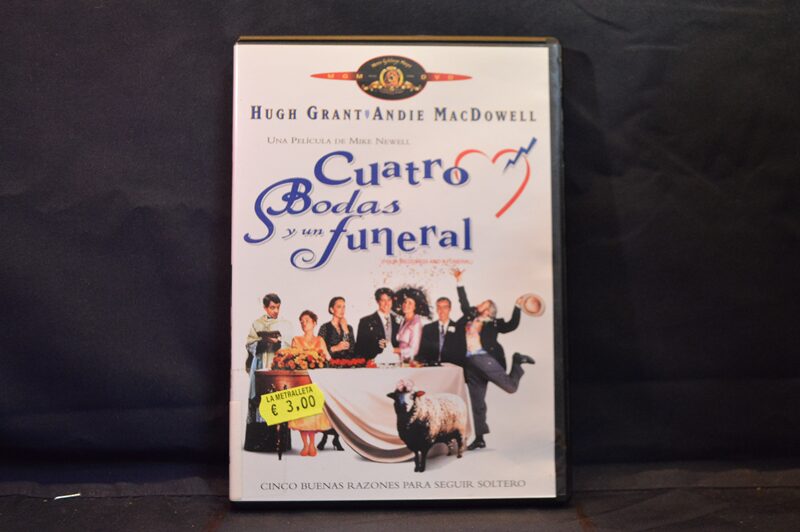 CUATRO BODAS Y UN FUNERAL - DVD
