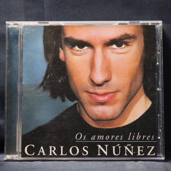 CARLOS NÚÑEZ – OS AMORES LIBRES - CD